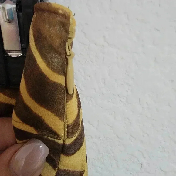 Carlisle Silk Pleated Tiger Skirt with Side Zipper - Picture 2 of 5